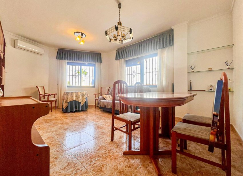 Resale - Apartment - San Miguel de Salinas - Pueblo