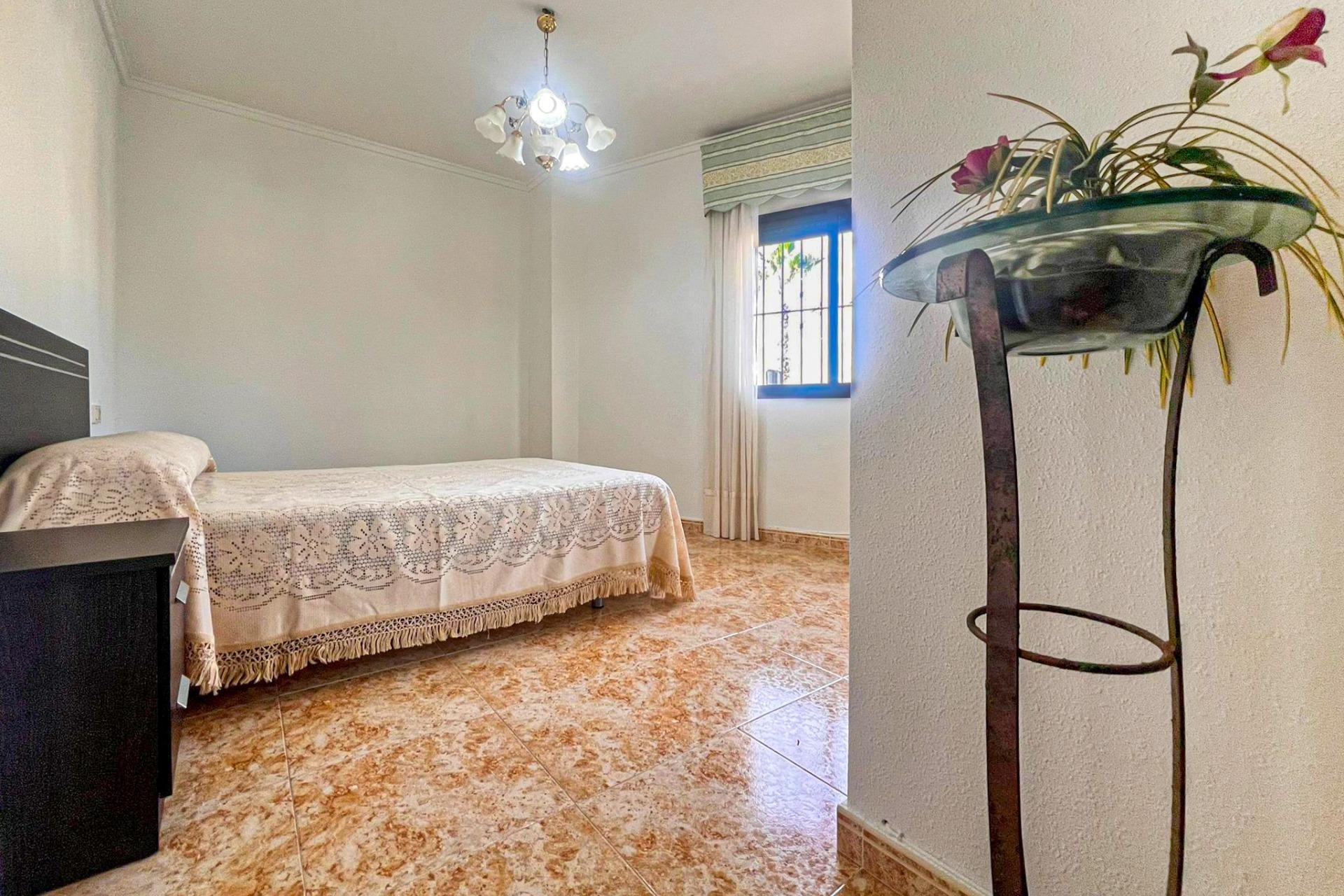 Resale - Apartment - San Miguel de Salinas - Pueblo