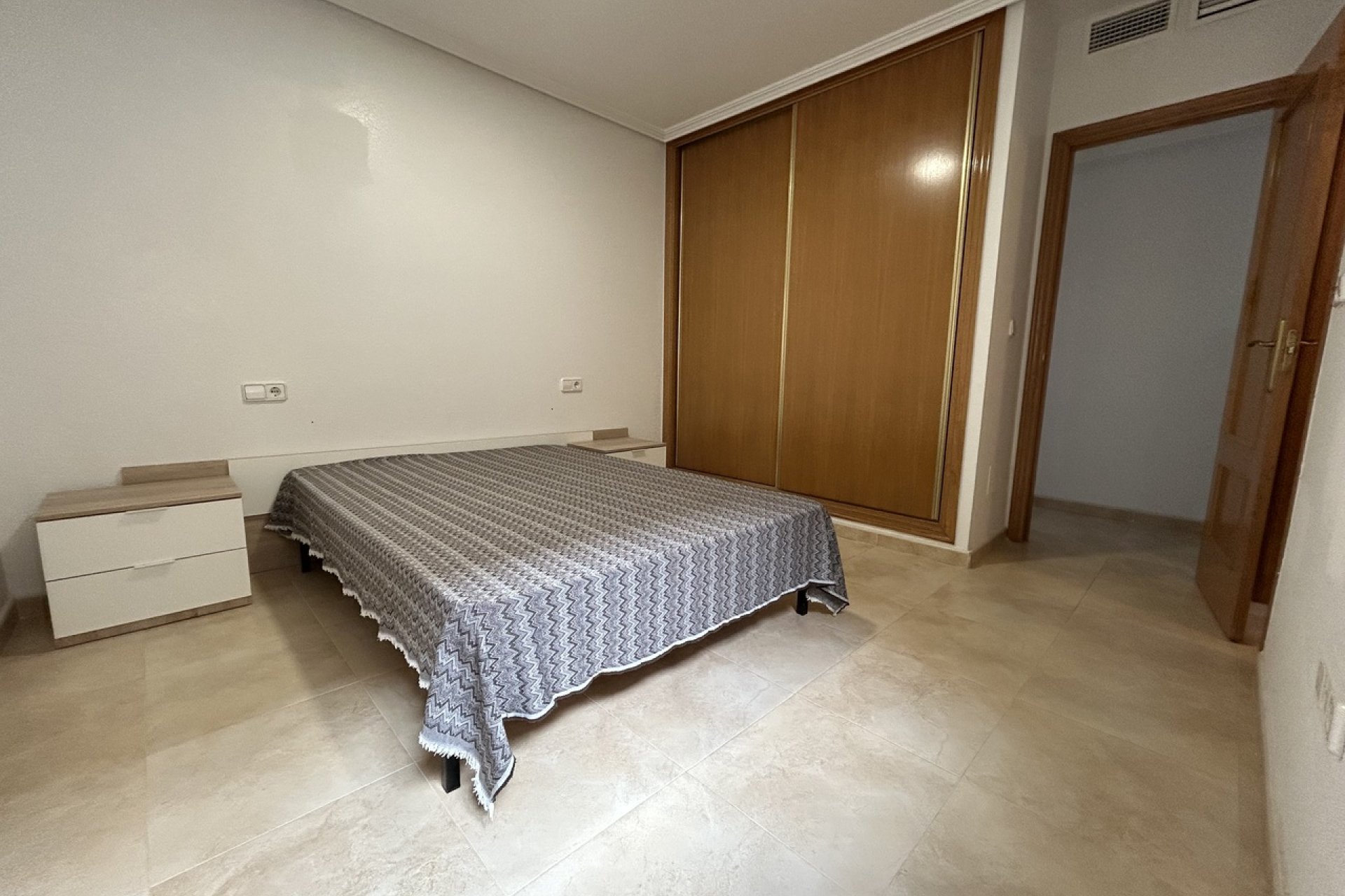 Resale - Apartment - San Miguel de Salinas - San Miguel