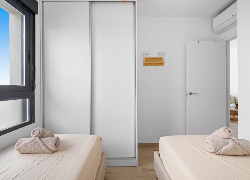 Resale - Apartment - San Miguel de Salinas - San Miguel