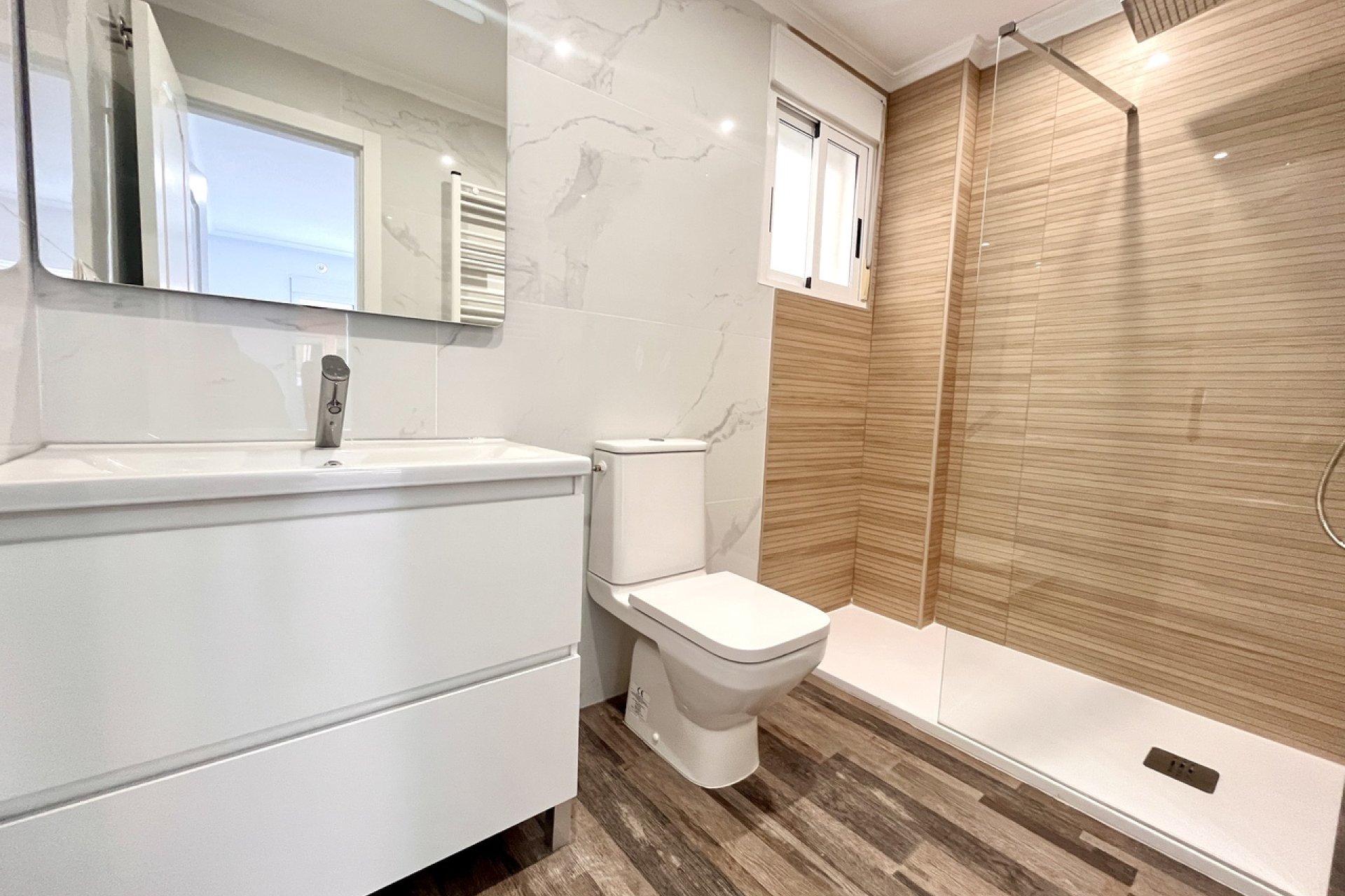 Resale - Apartment - San Miguel de Salinas