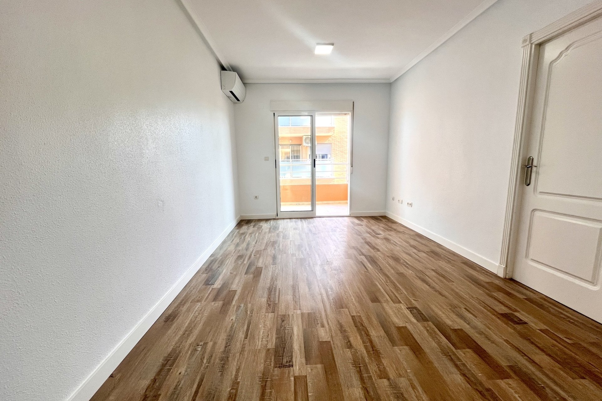 Resale - Apartment - San Miguel de Salinas