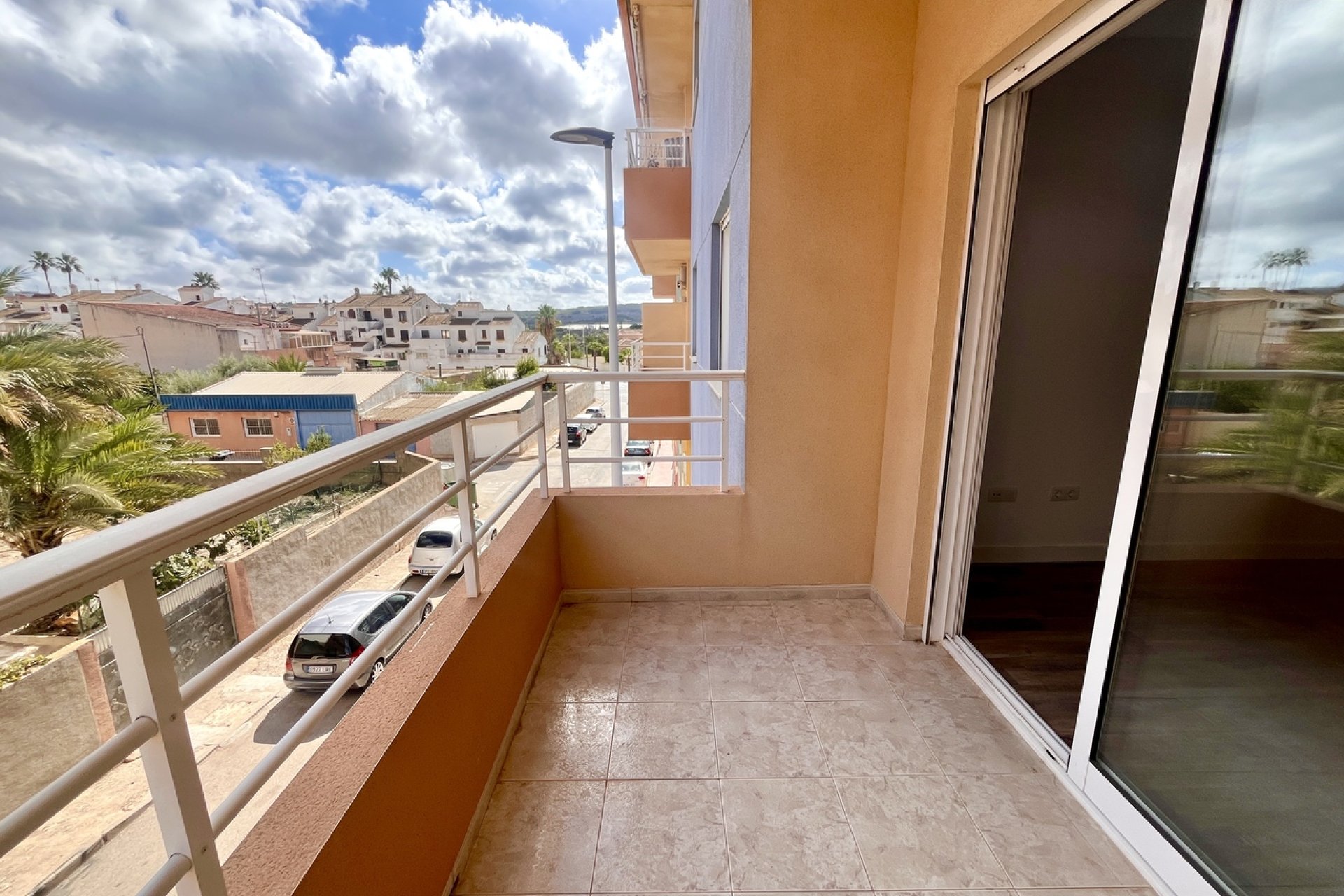 Resale - Apartment - San Miguel de Salinas