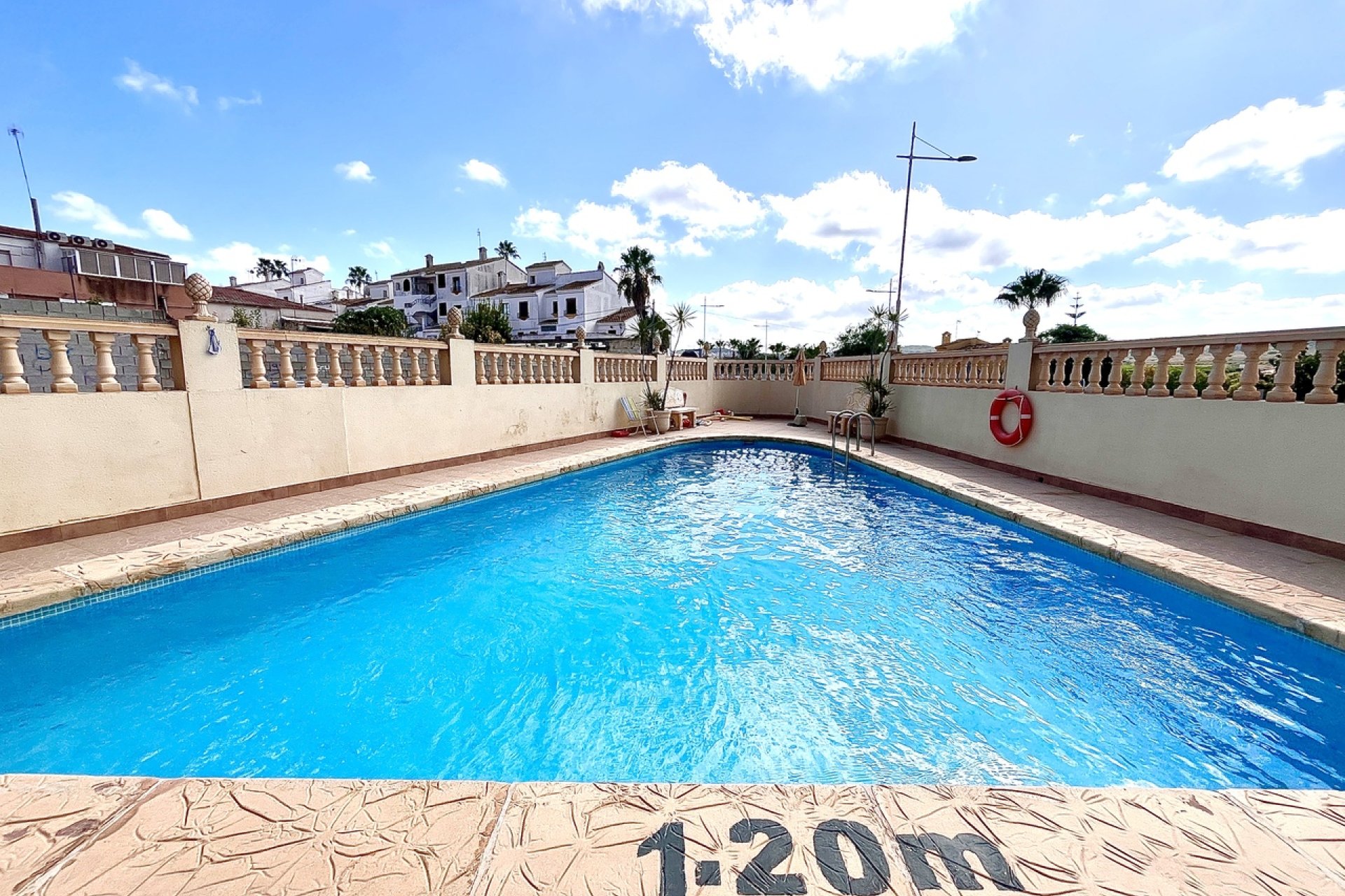 Resale - Apartment - San Miguel de Salinas