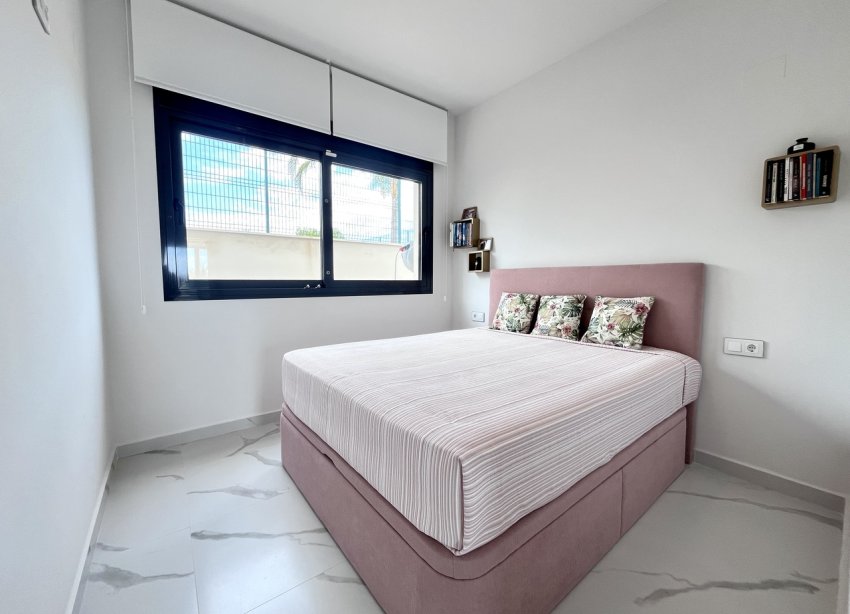 Resale - Apartment - San Miguel de Salinas