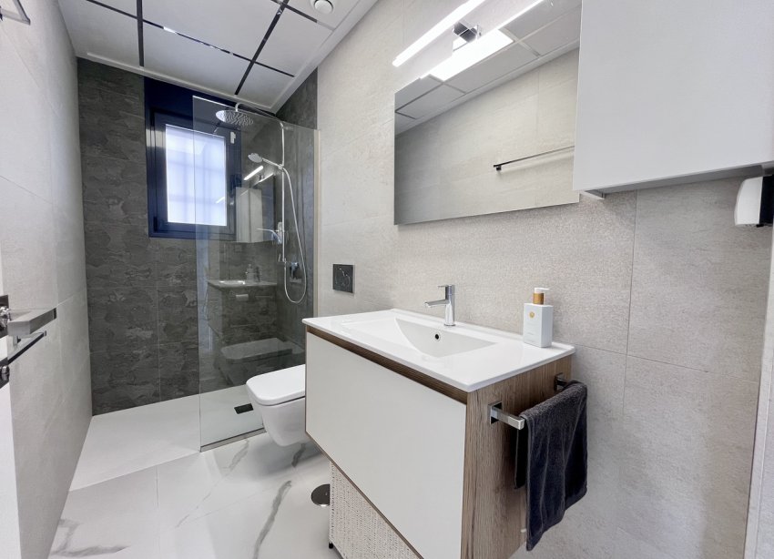 Resale - Apartment - San Miguel de Salinas