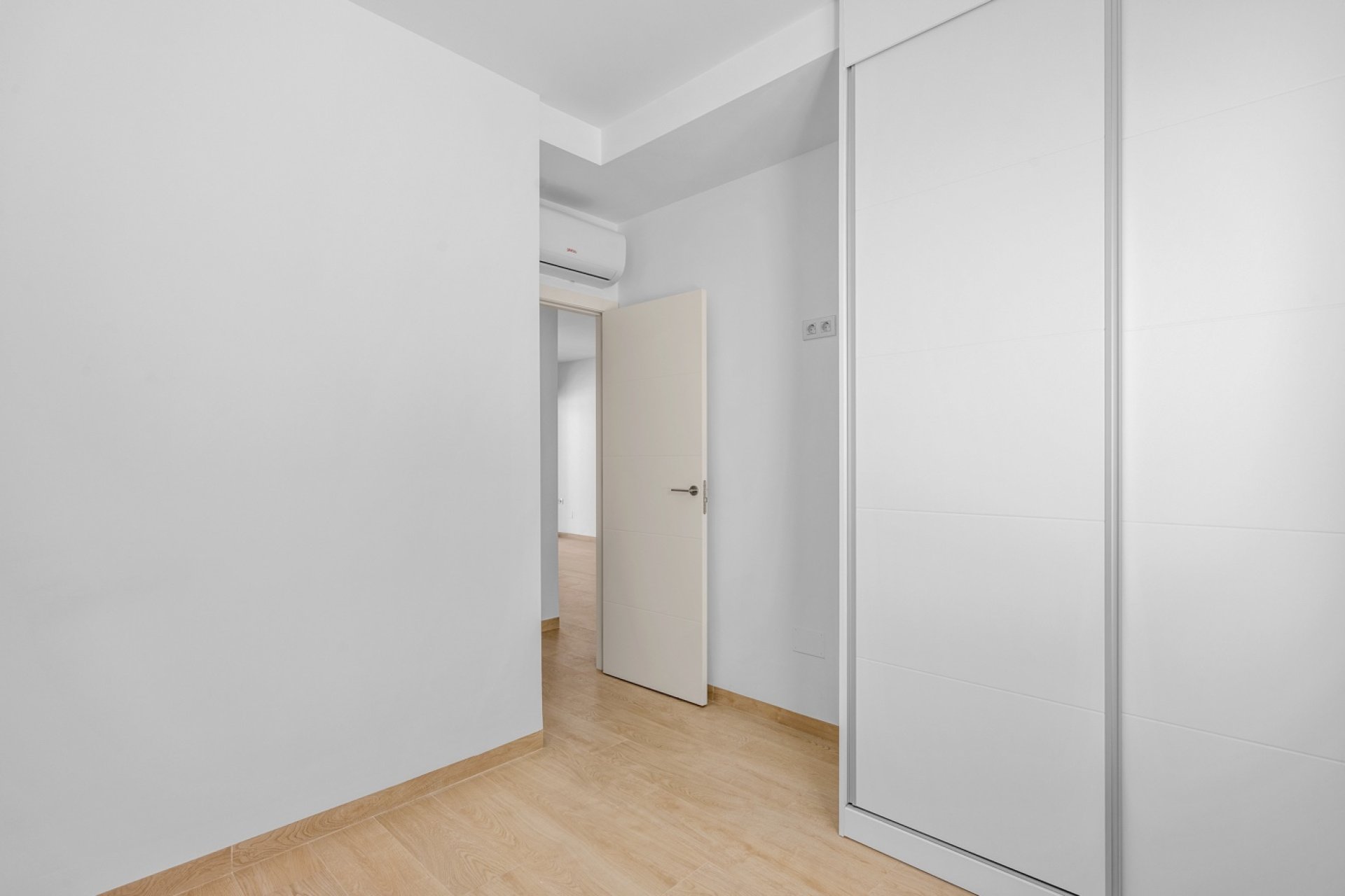 Resale - Apartment - San Miguel de Salinas