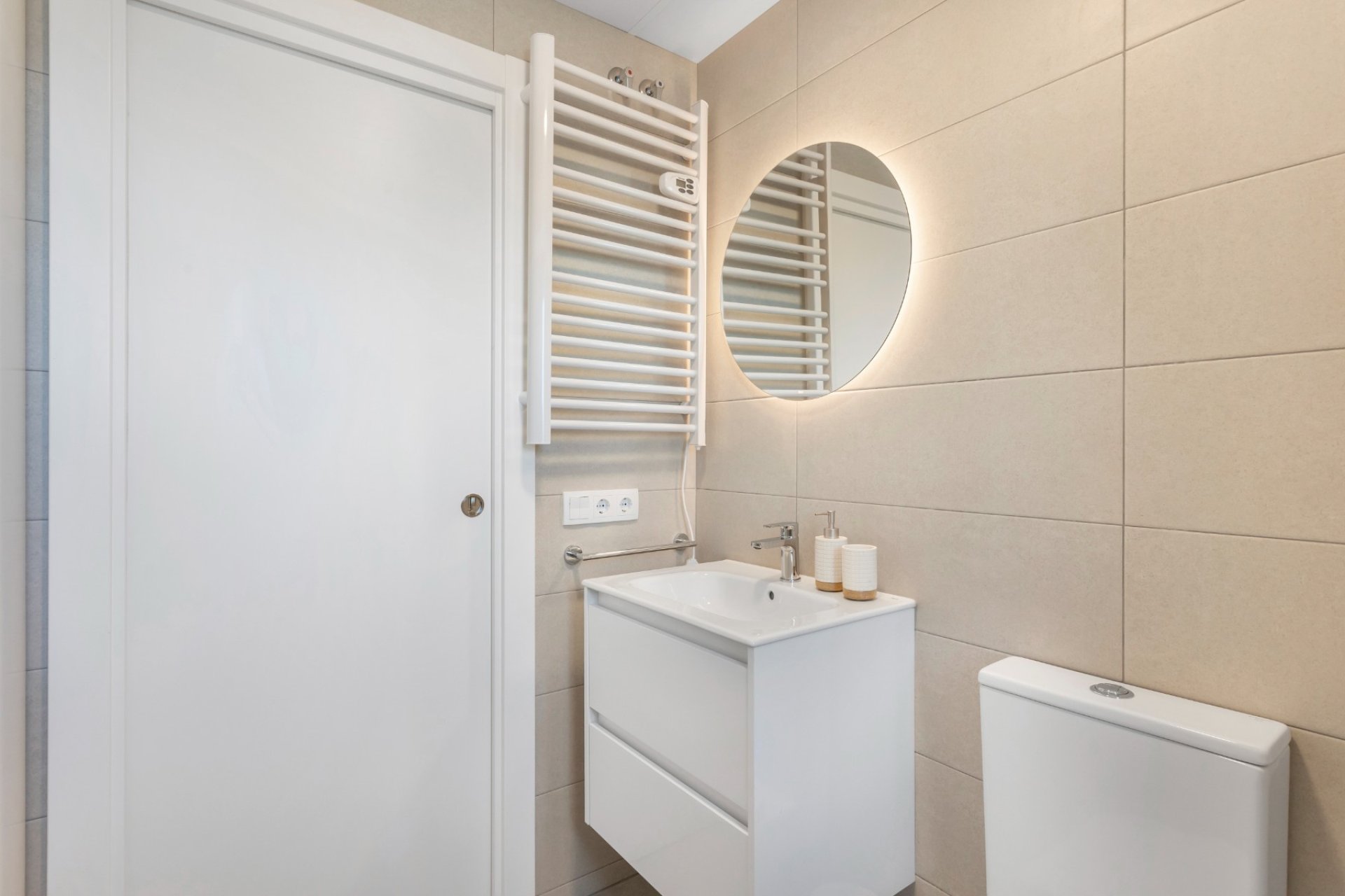 Resale - Apartment - Santa Rosalia