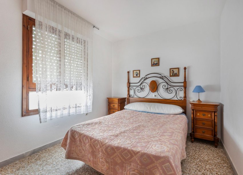 Resale - Apartment - Torrevieja - Acequion