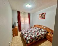 Resale - Apartment - Torrevieja - Acequion