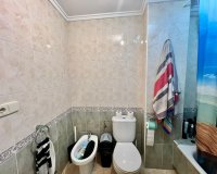 Resale - Apartment - Torrevieja - Acequion