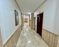 Resale - Apartment - Torrevieja - Acequion