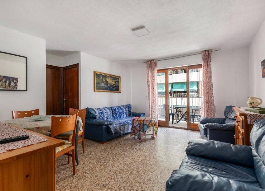 Resale - Apartment - Torrevieja - Acequion