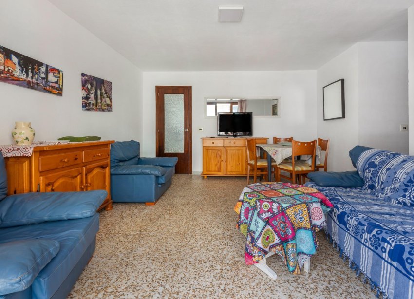 Resale - Apartment - Torrevieja - Acequion