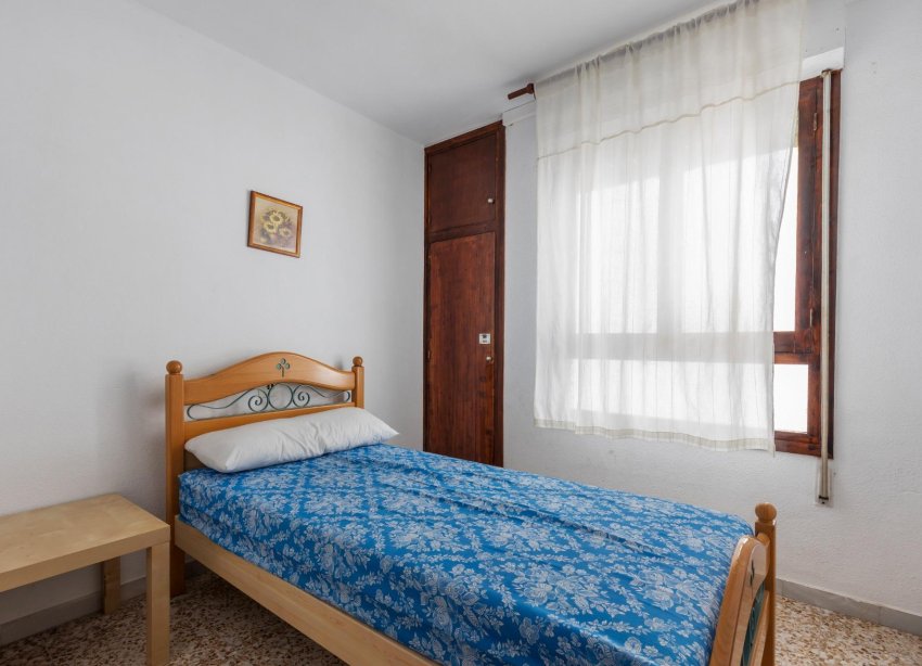 Resale - Apartment - Torrevieja - Acequion