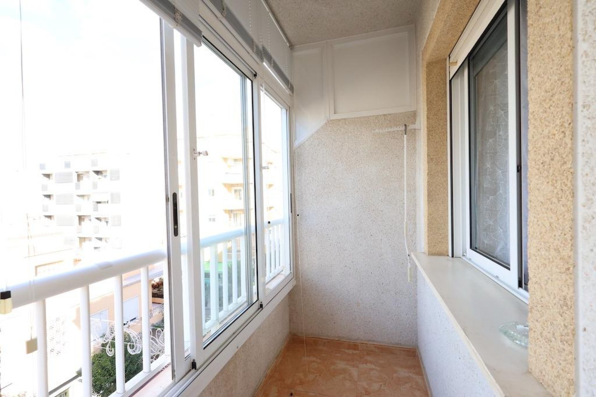 Resale - Apartment - Torrevieja - Acequion