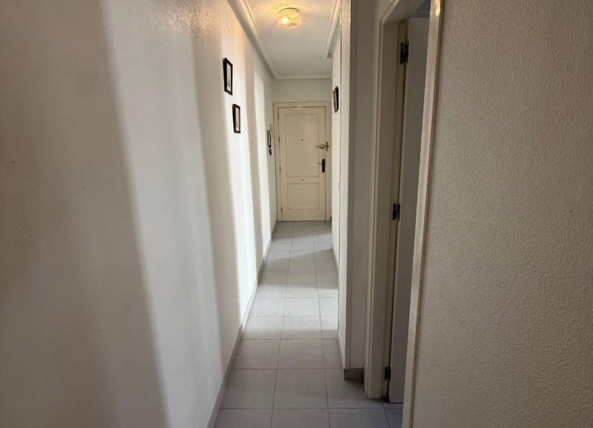 Resale - Apartment - Torrevieja - Acequion