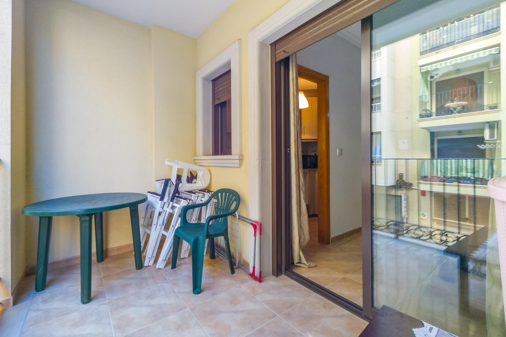 Resale - Apartment - Torrevieja - Acequion