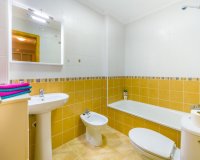 Resale - Apartment - Torrevieja - Acequion
