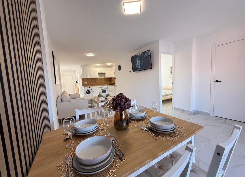 Resale - Apartment - Torrevieja - Acequion