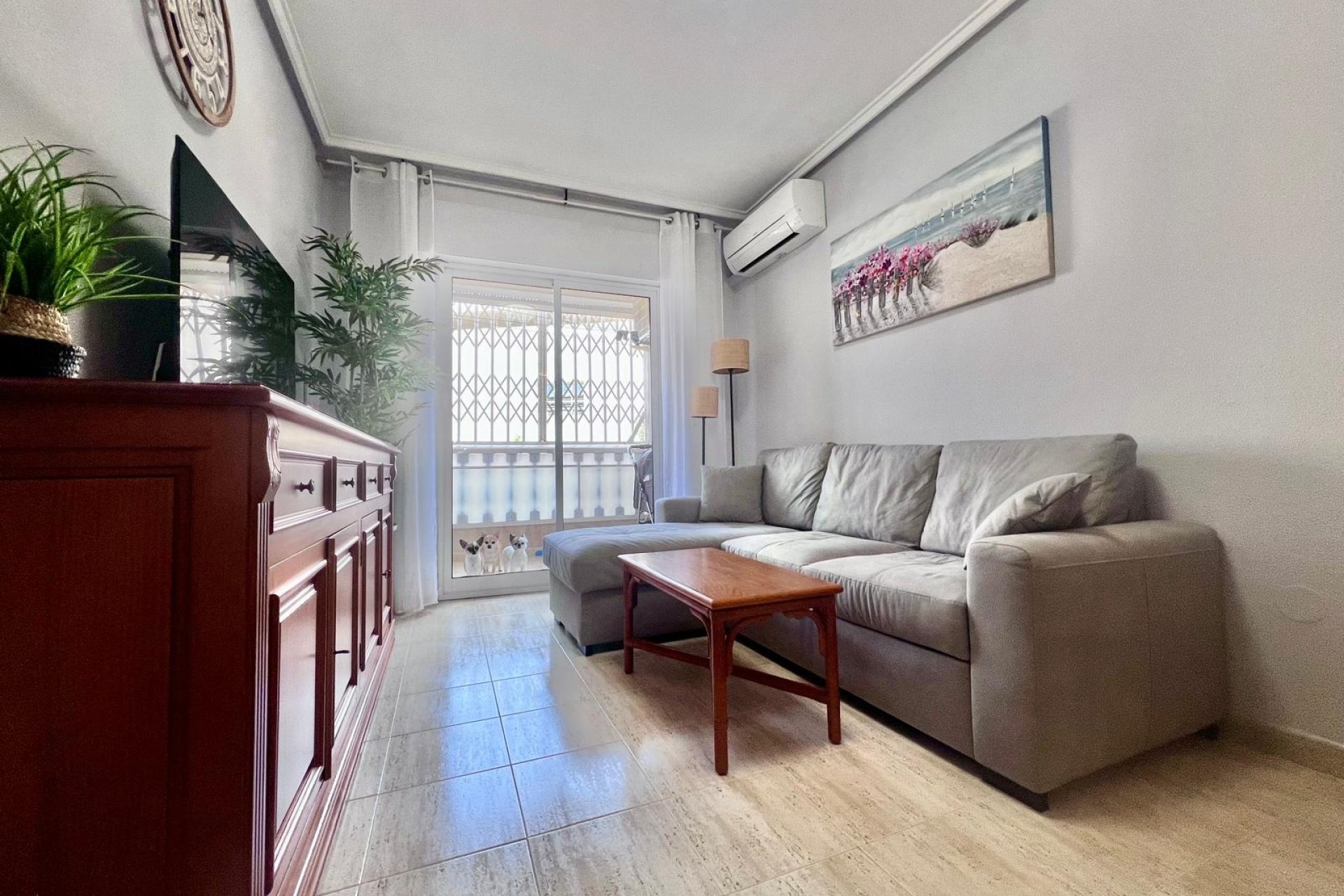 Resale - Apartment - Torrevieja - Acequion
