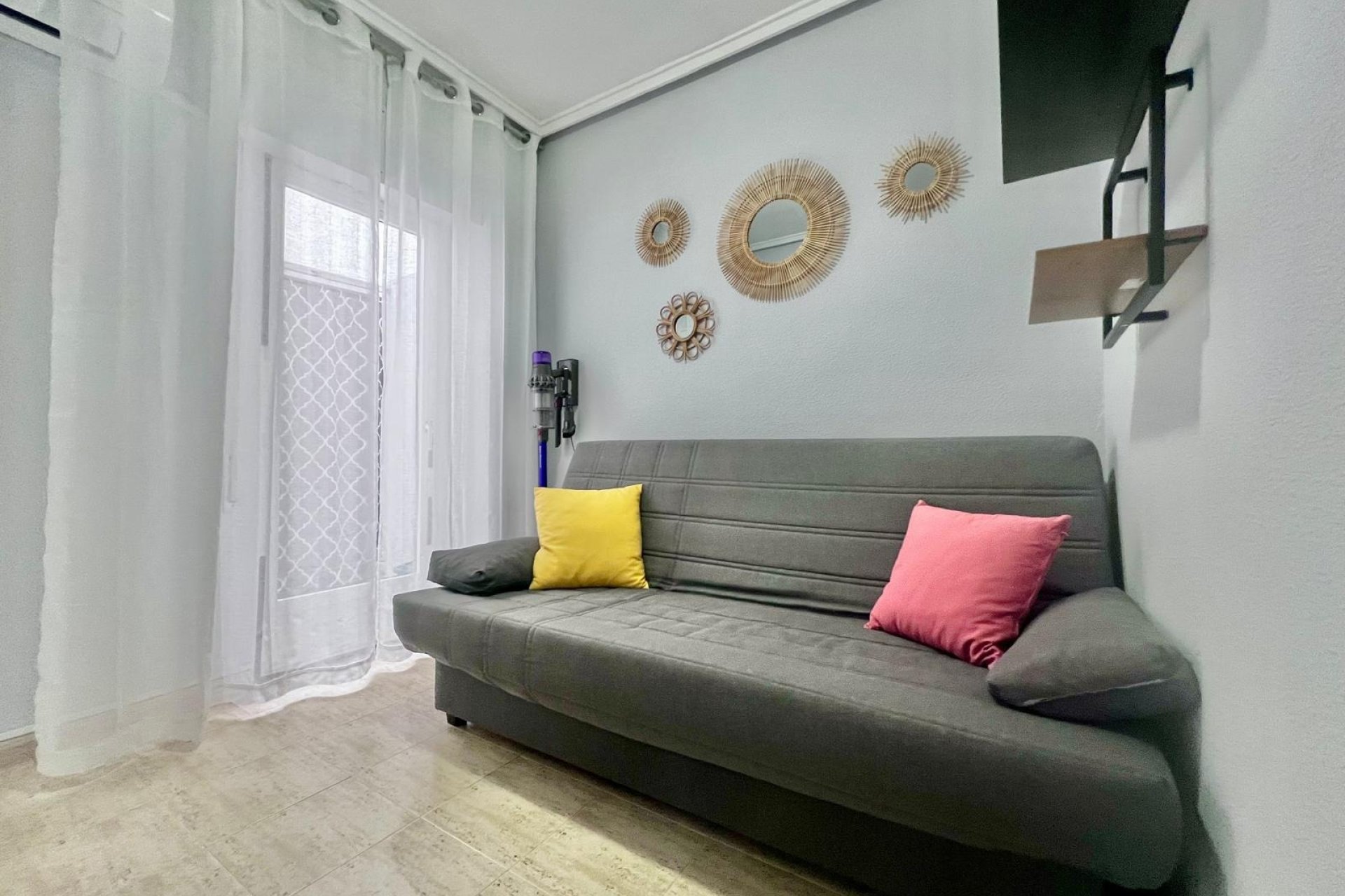 Resale - Apartment - Torrevieja - Acequion