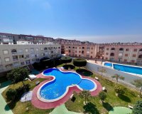 Resale - Apartment - Torrevieja - Acequion