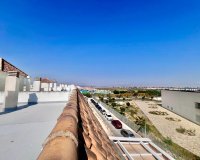 Resale - Apartment - Torrevieja - Acequion