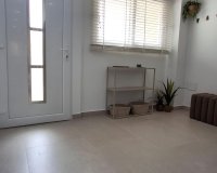 Resale - Apartment - Torrevieja - Acequion