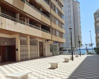 Resale - Apartment - Torrevieja - Acequion