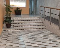 Resale - Apartment - Torrevieja - Acequion