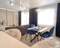 Resale - Apartment - Torrevieja - Acequion