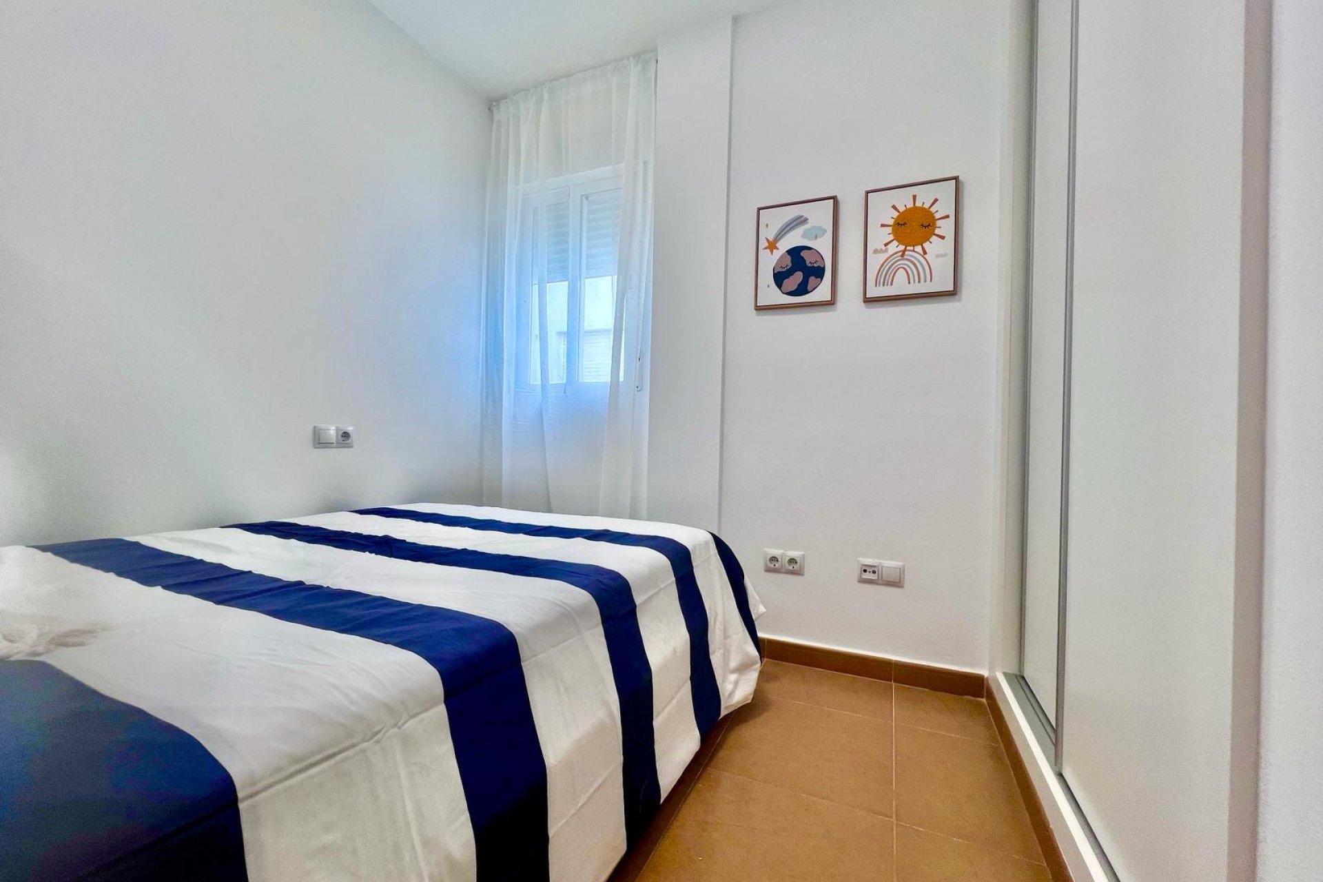Resale - Apartment - Torrevieja - Acequion