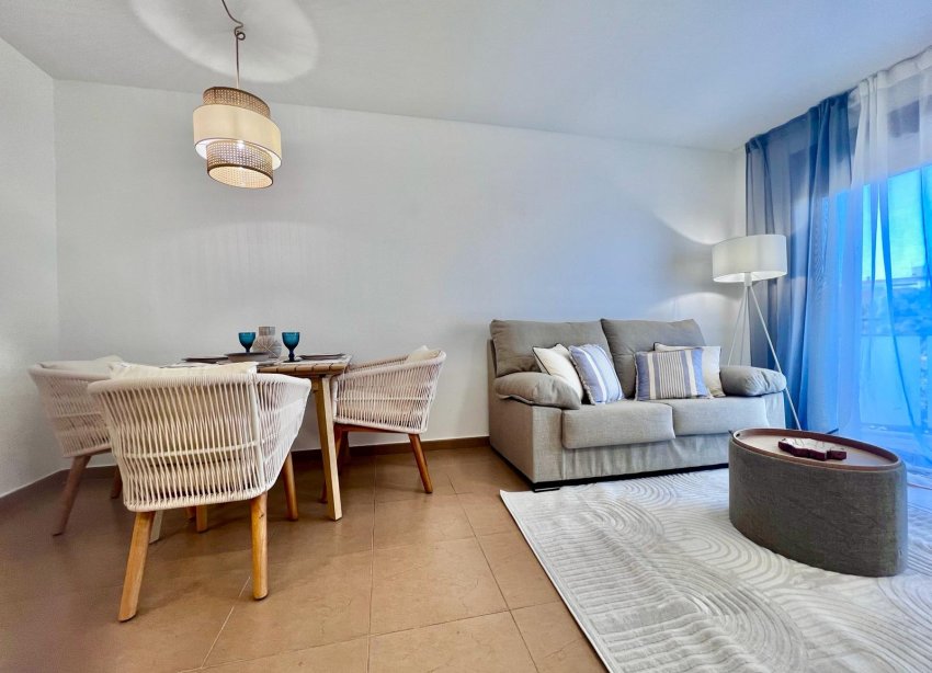 Resale - Apartment - Torrevieja - Acequion