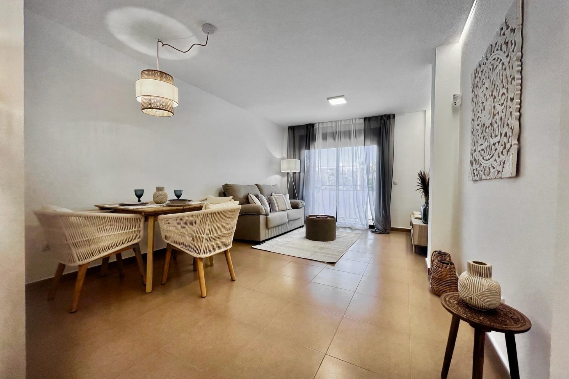 Resale - Apartment - Torrevieja - Acequion