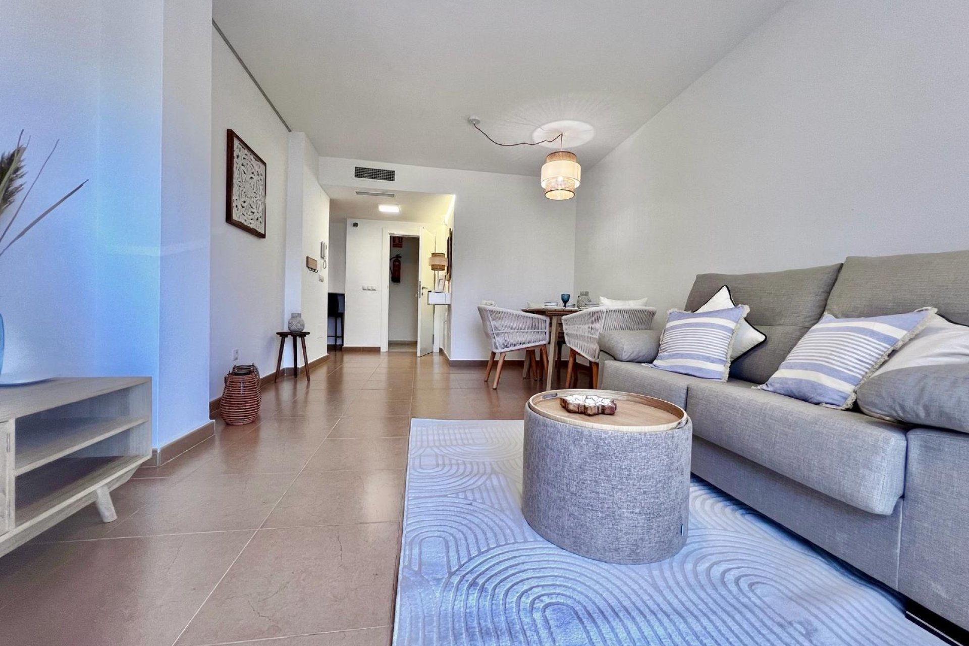 Resale - Apartment - Torrevieja - Acequion
