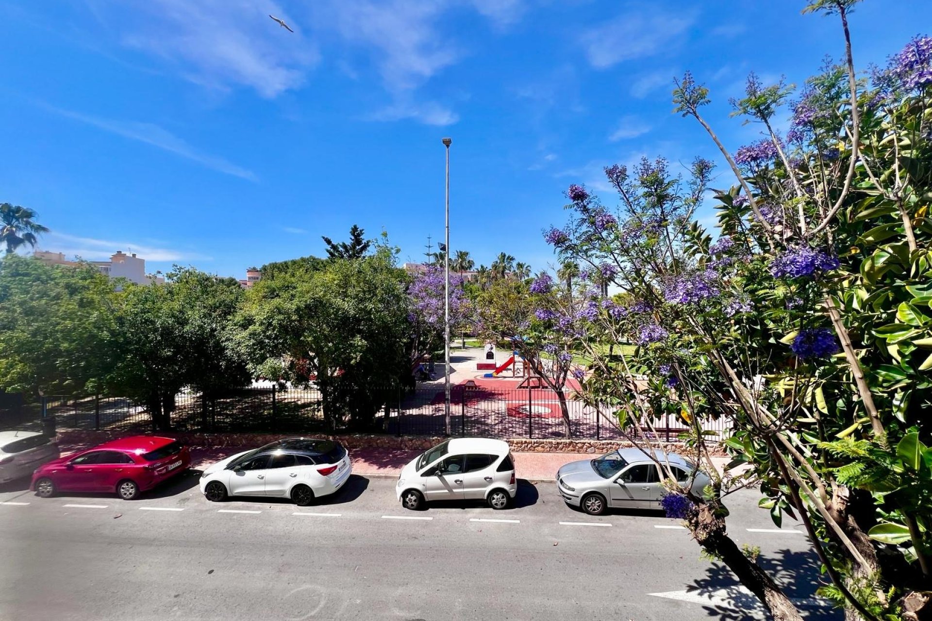 Resale - Apartment - Torrevieja - Acequion