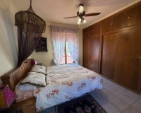 Resale - Apartment - Torrevieja - Acequion