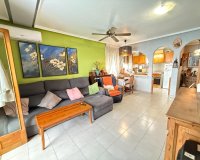 Resale - Apartment - Torrevieja - Acequion