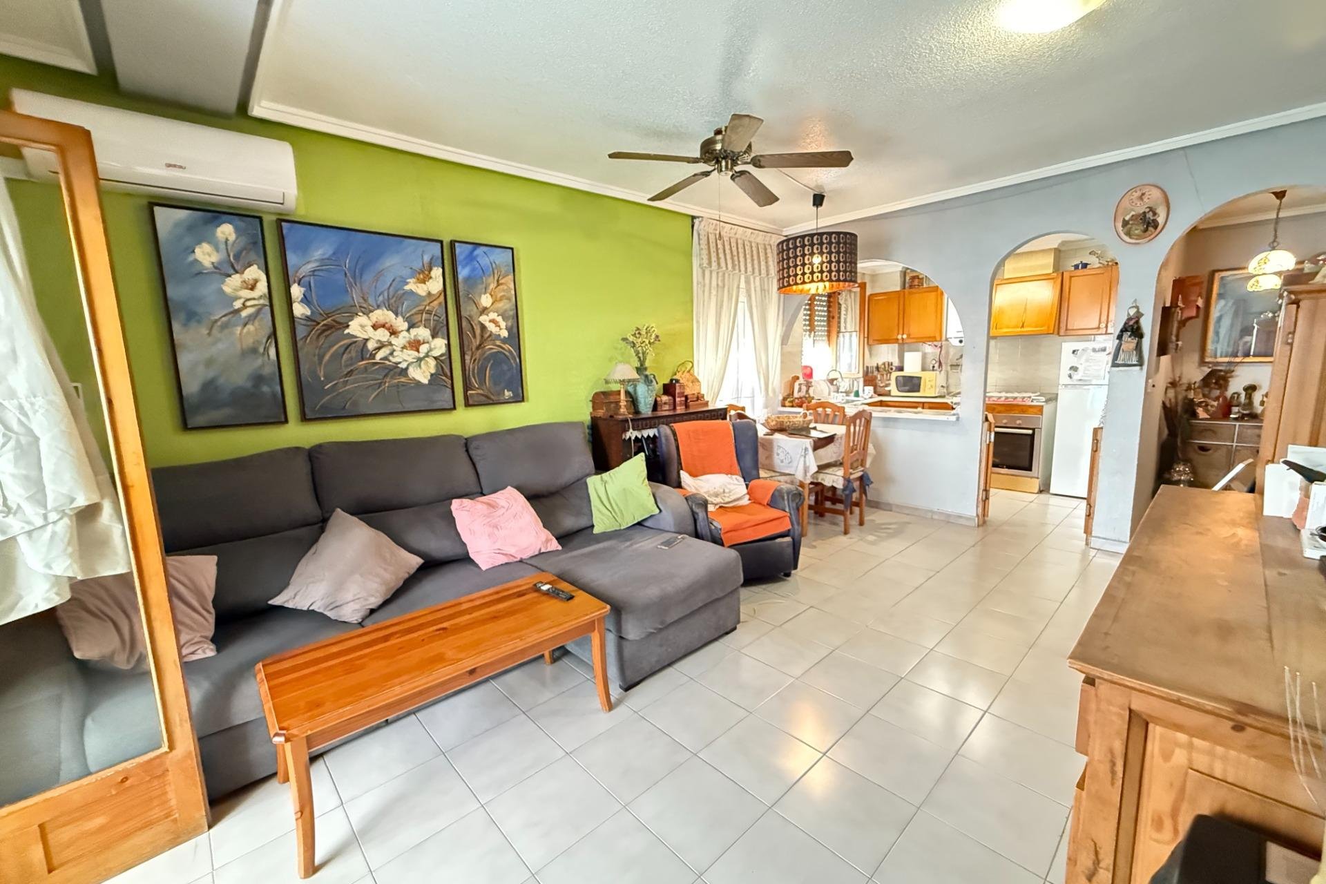 Resale - Apartment - Torrevieja - Acequion