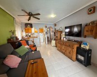 Resale - Apartment - Torrevieja - Acequion