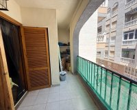 Resale - Apartment - Torrevieja - Acequion