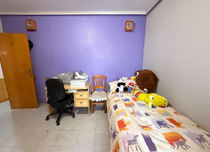 Resale - Apartment - Torrevieja - Acequion