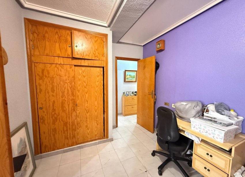 Resale - Apartment - Torrevieja - Acequion