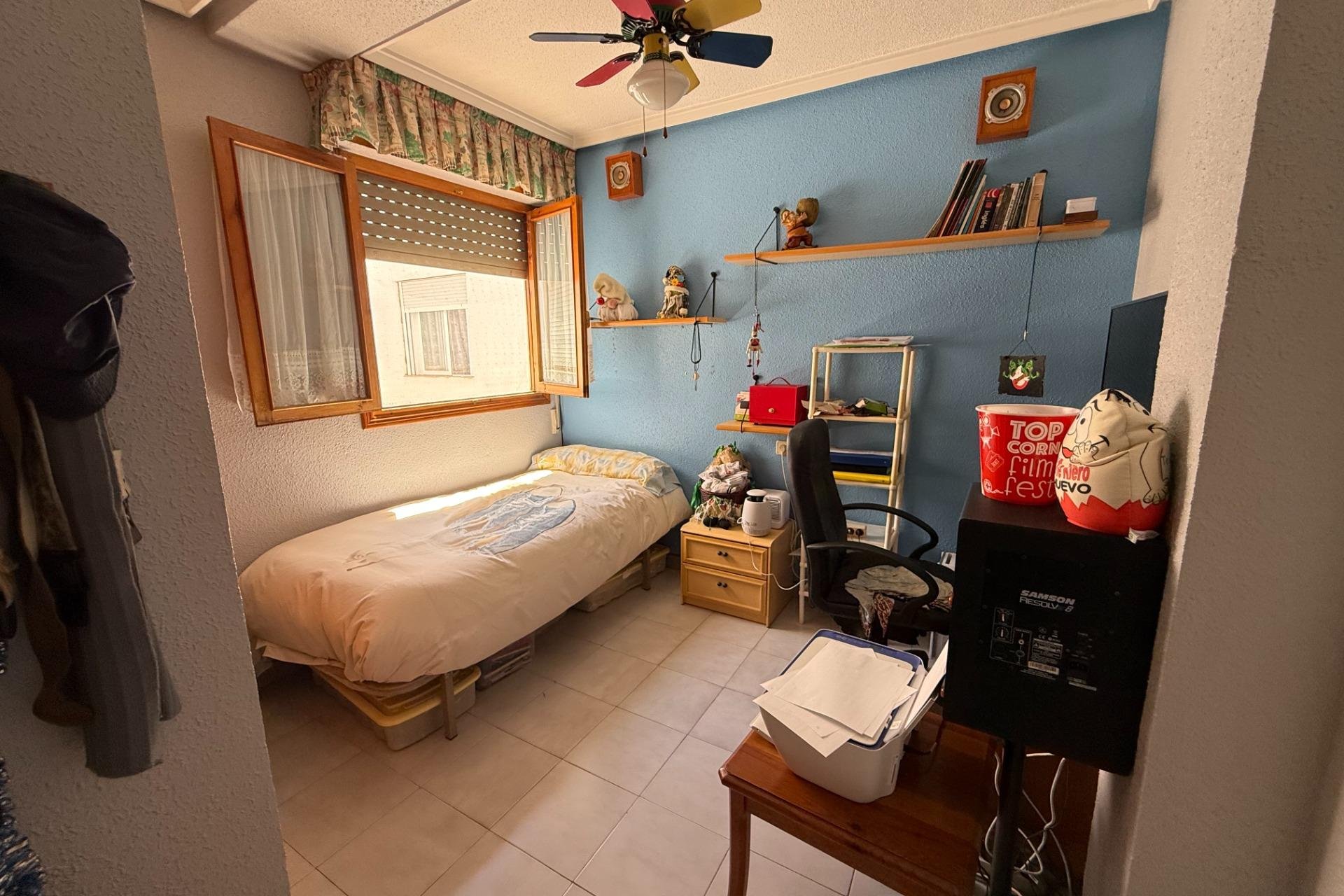 Resale - Apartment - Torrevieja - Acequion