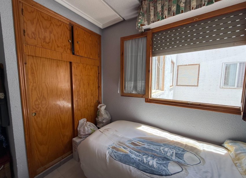 Resale - Apartment - Torrevieja - Acequion