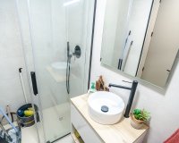 Resale - Apartment - Torrevieja - Acequion