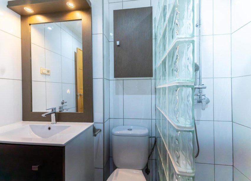 Resale - Apartment - Torrevieja - Acequion
