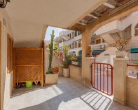 Resale - Apartment - Torrevieja - Acequion