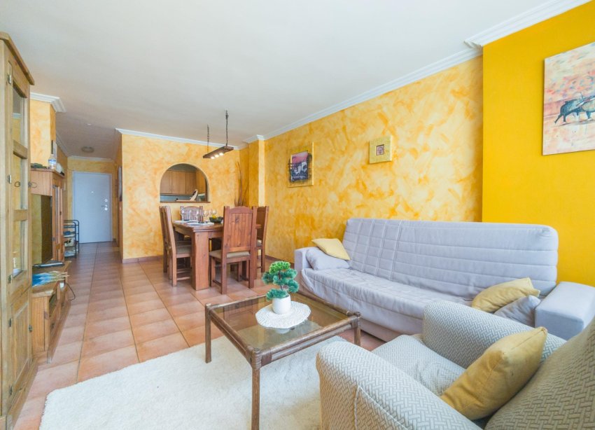 Resale - Apartment - Torrevieja - Acequion